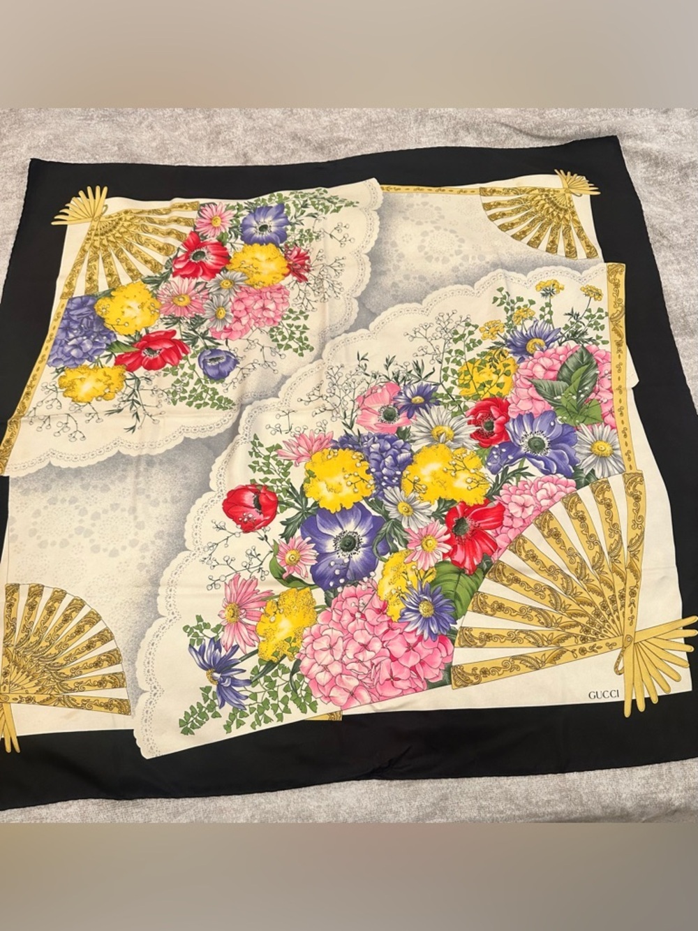 Gucci Floral Fan Silk Scarf in Multicolor - Picture 3 of 9